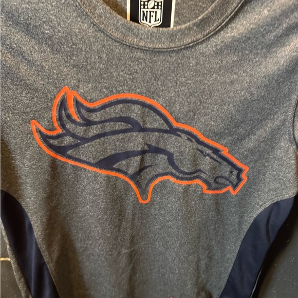NFL Gray and Orange Short Sleeve Tee with Bronco Logo - Picture 2 of 4